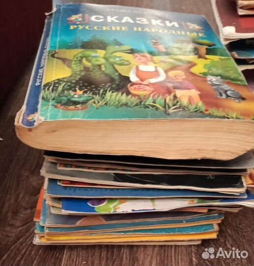 Книги детские СССР много