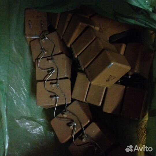 Конденсатор мбго-1,400в 15 шт;Мбгп-1,400в 7шт;кбг