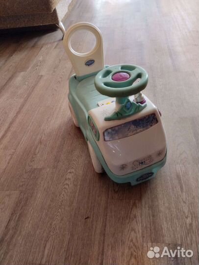 Детская машинка каталка