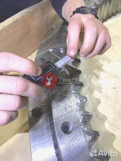 Поворотный круг JS210LC JRB0017