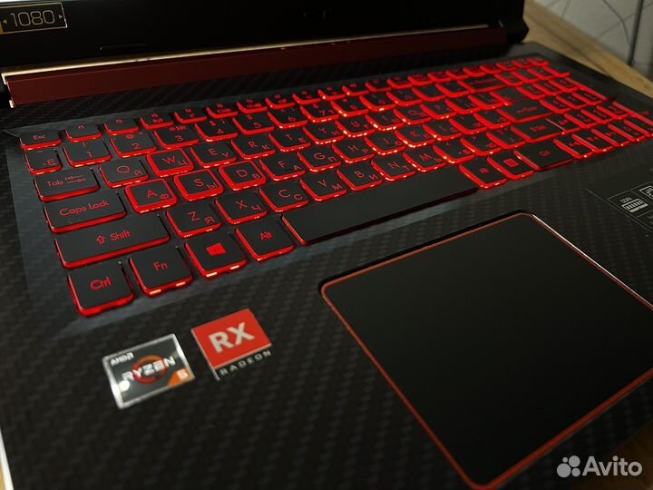 Игровой Acer Nitro Ryzen 5 2500U/ RX 560 4GB/ SSD