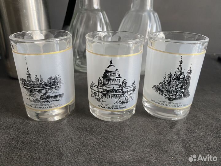 Набор посуды пакетом, рюмки, кружка соусник