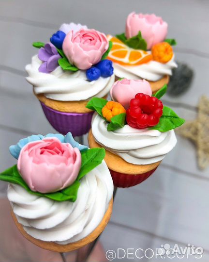 Ложки с декором для подарка