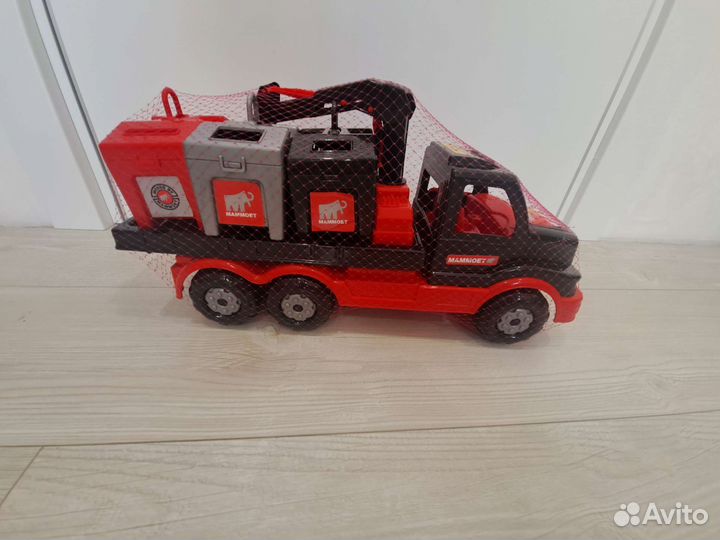 Новый в упаковке Контейнеровоз Mammoet