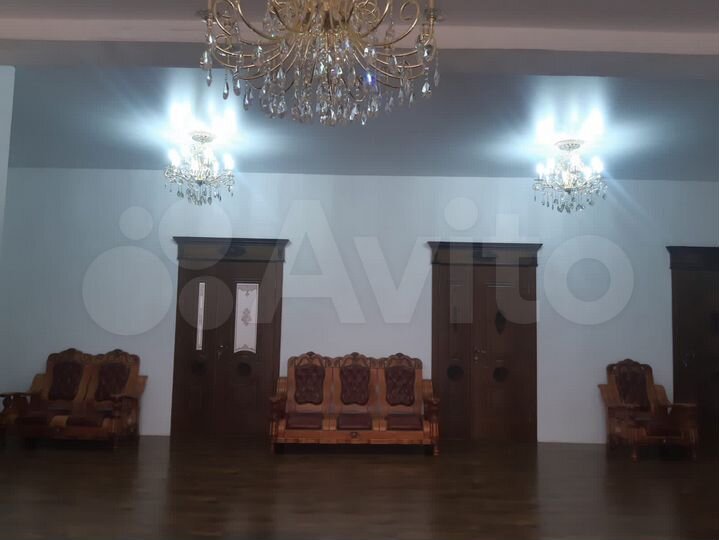 Дом 300 м² на участке 6 сот.