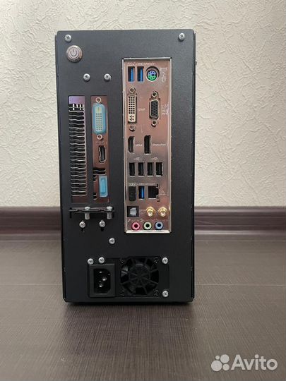 Системный блок mini itx