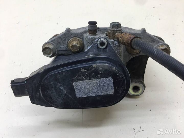 Суппорт задний правый Hyundai i40 VF 2011