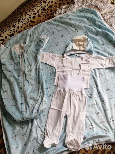 Конверт на выписку. Лента в подарок 2шт