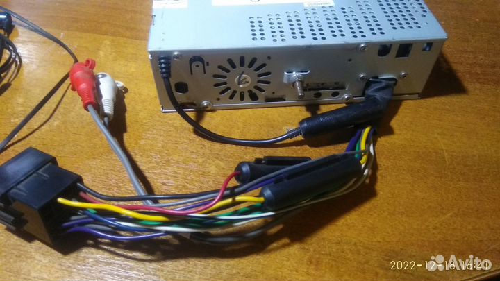 Продам магнитолу