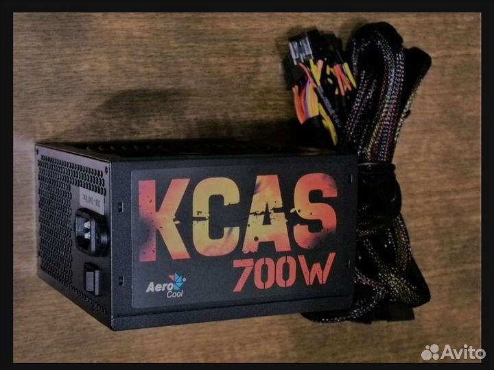 Блок питания Aercool Kcas 700