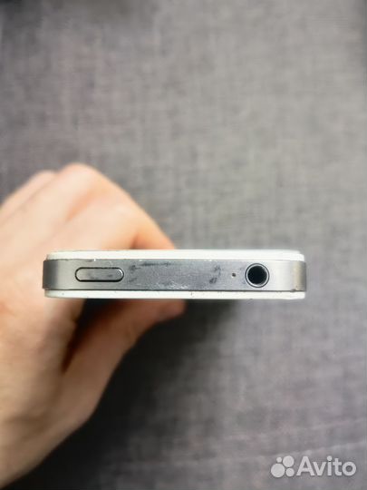 iPhone 4S, 16 ГБ