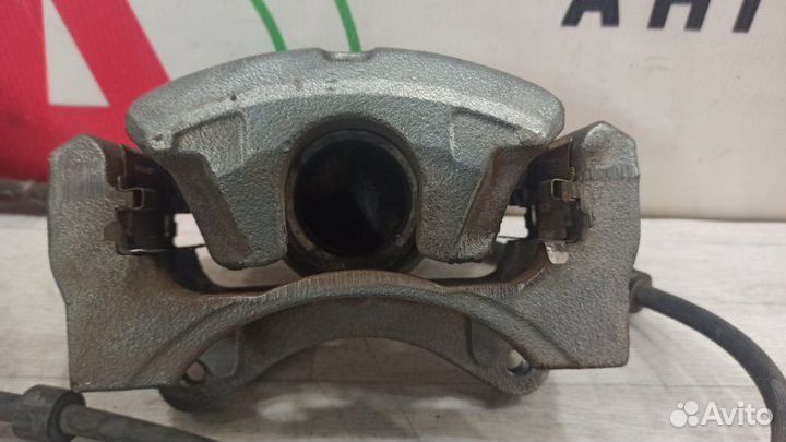 Суппорт передний Mitsubishi Asx GA1W 4A92 2011