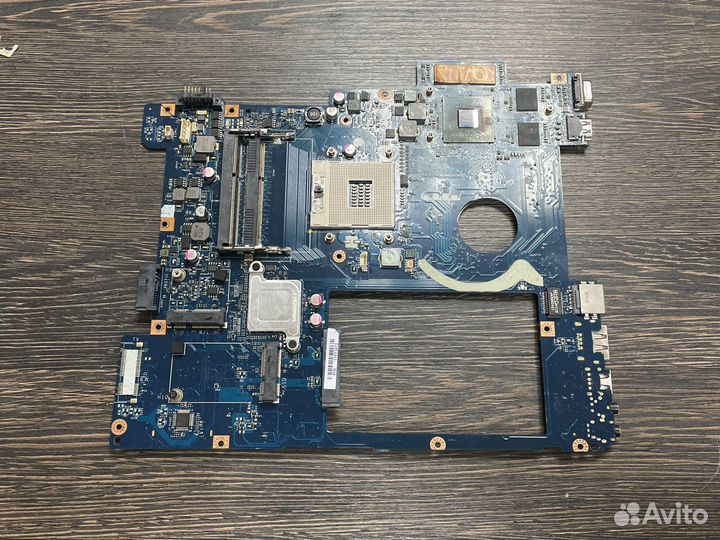 Мат.плата LA-6882P Lenovo y570 GT 555M