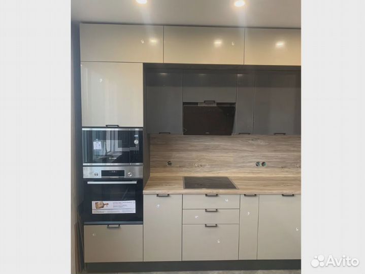 Кухонный гарнитур угловой