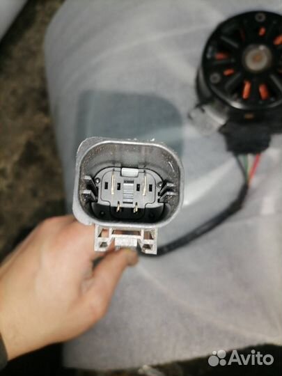 Двигатель вентилятора охлаждения BMW 5 G30/G31 G30