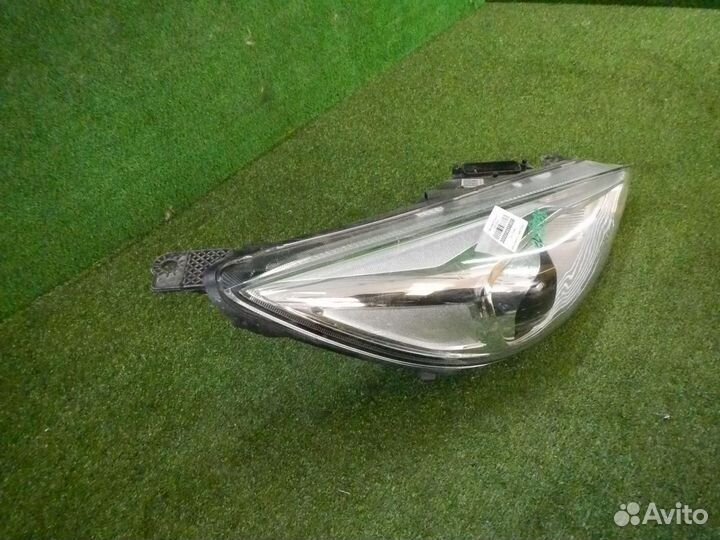 Фара правая Ford Focus/Focus RS/Focus ST