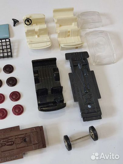 Запчасти на москвич