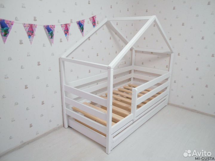 Кровать односпальная детская