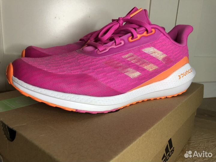 Кроссовки женские adidas (оригинал) 40 размер