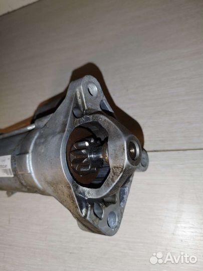 Стартер Renault Duster F4R