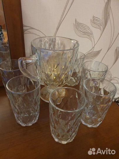 Графин и бокалы