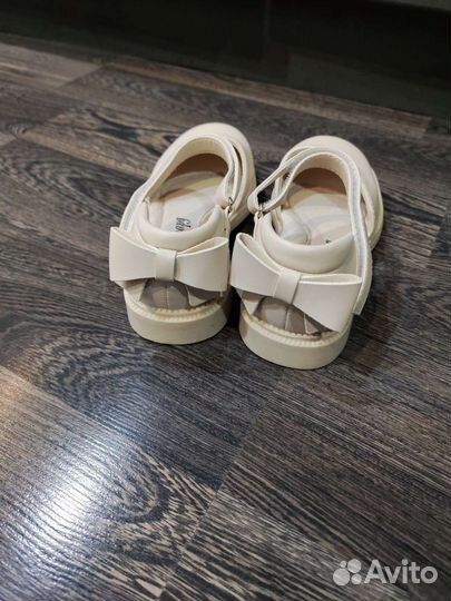 Туфли для девочки