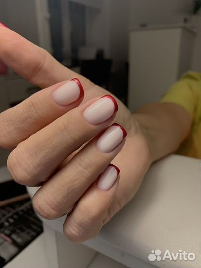 Мастер маникюра и педикюра