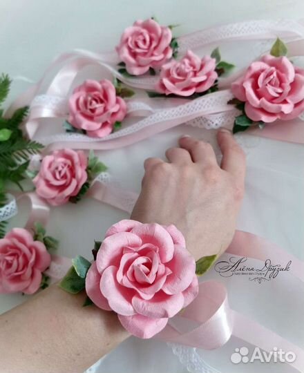 Украшение на руку