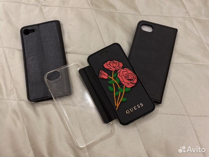 Чехлы на iPhone 7