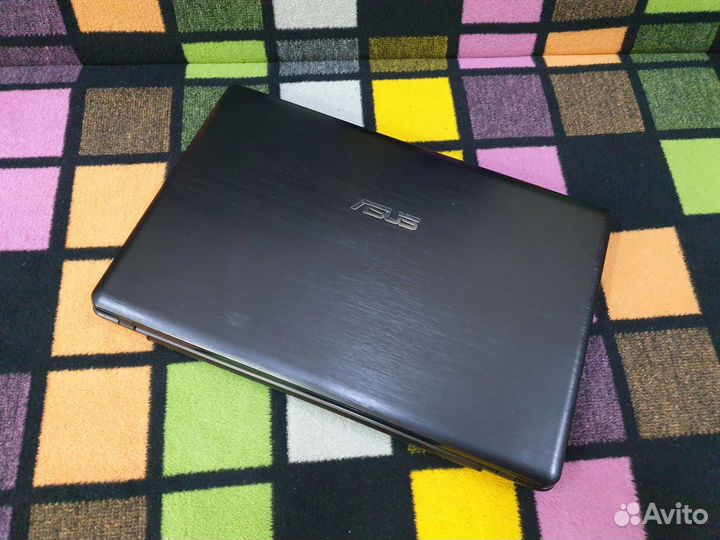 Ноутбук asus X55VD i5