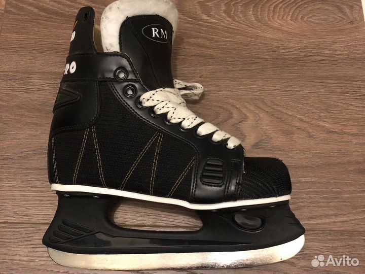 Коньки хоккейные 38размер