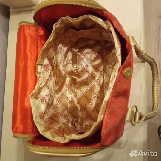 Косметичка большая