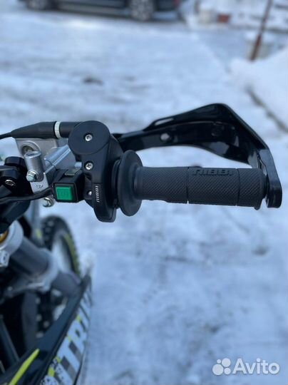 Питбайк GR-X YX125EM 19/16 Roman Kurbatov Edition