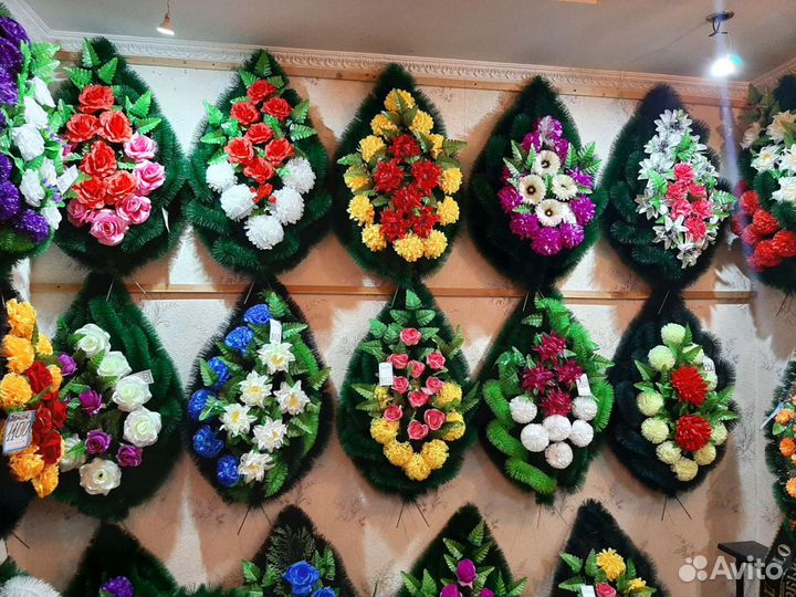 Ритуальные венки, доставка