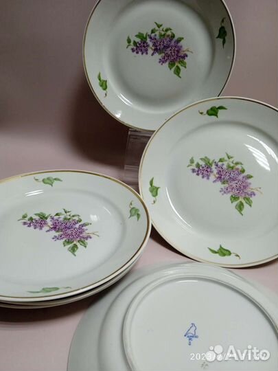 Столовый сервиз Тарелки Сирень Дулево