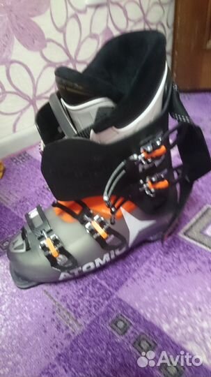 Продам лыжные ботинки 40 размер