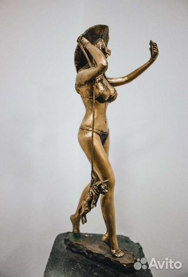 Скульптура бронза