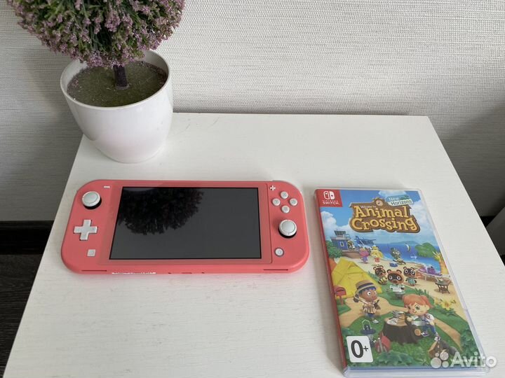 Nintendo Switch lite + animal crossing