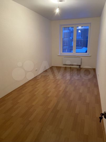 2-к. квартира, 57 м², 2/6 эт.