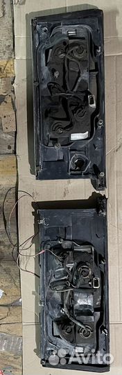 Вставка между стопов на toyota crown JZS151