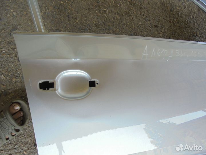 Дверь передняя правая Skoda Rapid Vw Polo 6