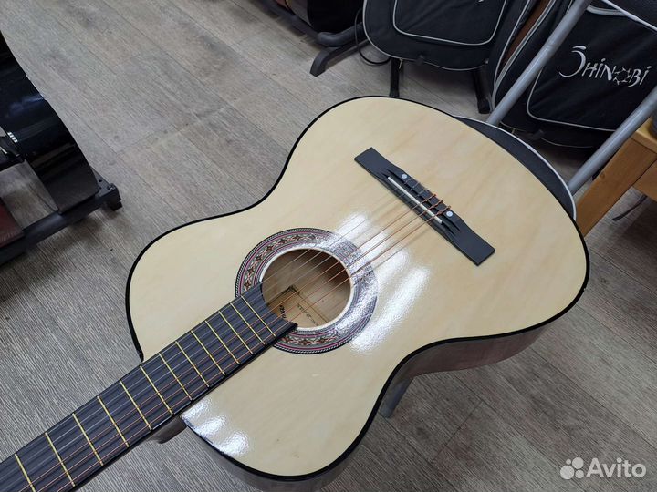 Гитара классическая