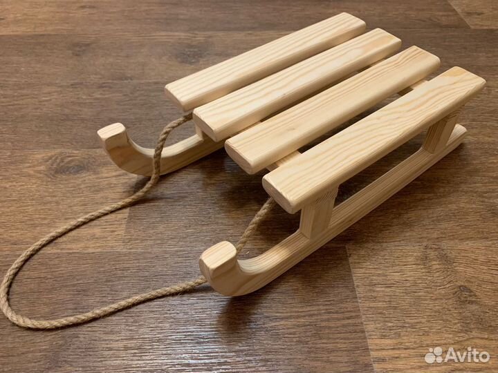 Санки под ёлку из дерева