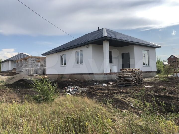 Дом 93 м² на участке 8 сот.