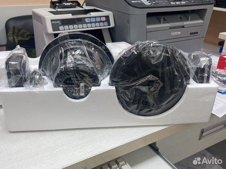 Автомобильные колонки Hertz ESK165.5