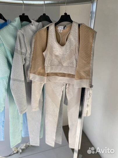 Костюм спортивный для фитнеса и йоги Joie Clair