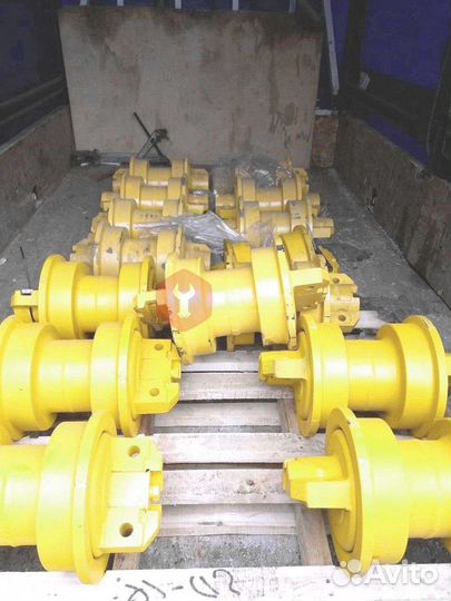 Каток поддерживающий Komatsu PC160LC 22U-30-00020