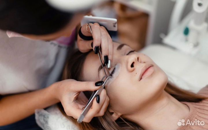 Обучение Наращиванию ресниц с нуля курсы