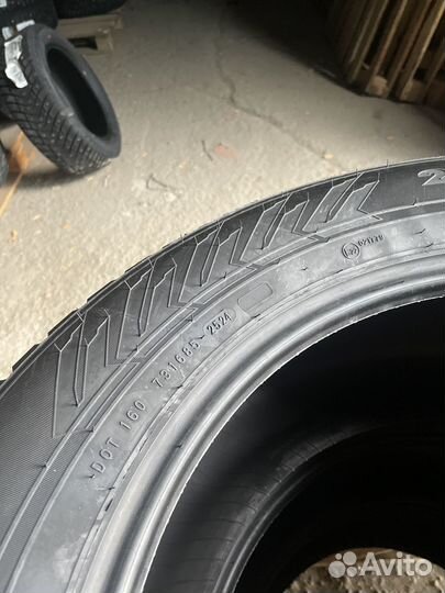 Ikon Tyres Nordman 8 SUV 255/55 R18 109T