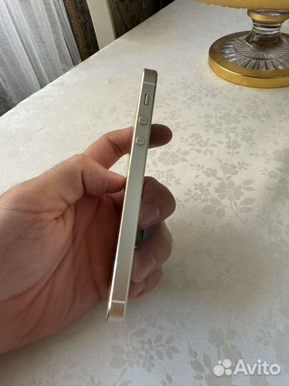 iPhone 5S, 16 ГБ